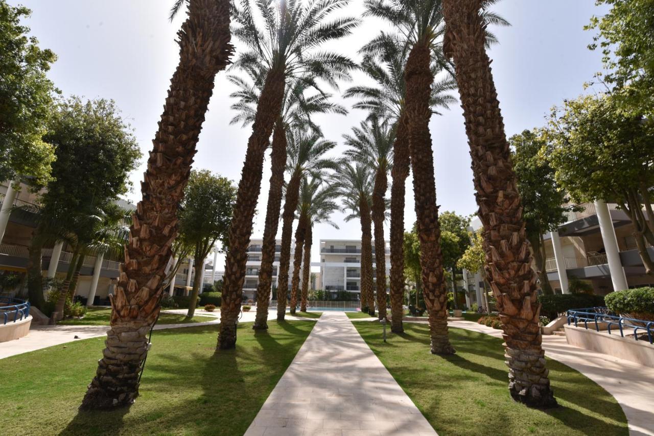 דירת גן דלוקס Apartment Eilat Exterior photo