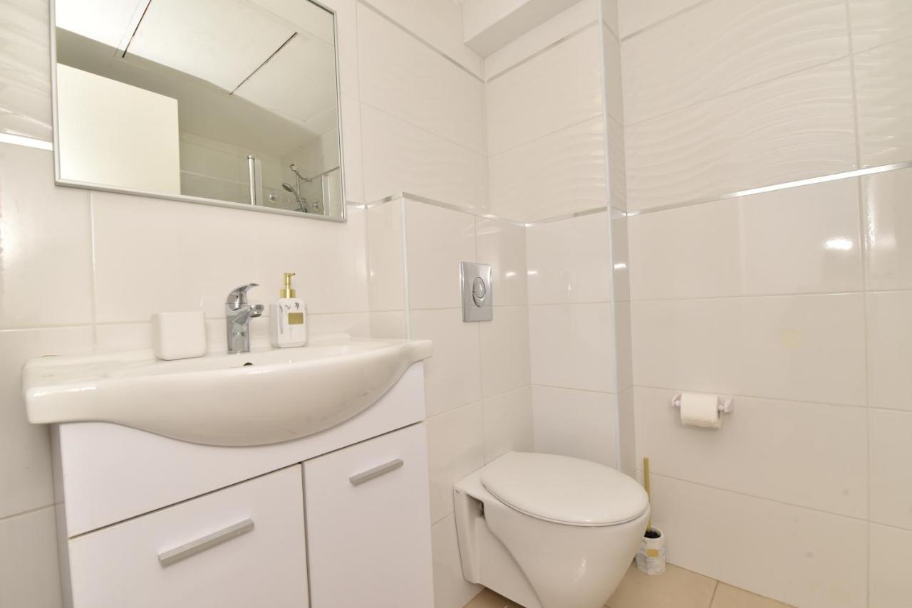 דירת גן דלוקס Apartment Eilat Exterior photo